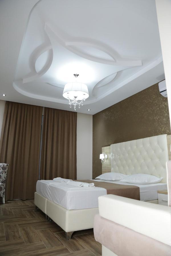 Hotel Metropolis Ulcinj Esterno foto