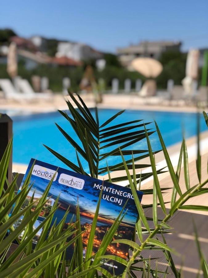 Hotel Metropolis Ulcinj Esterno foto