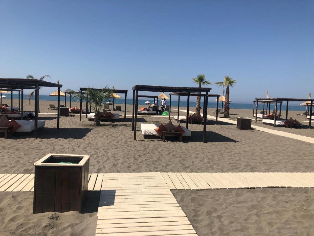Hotel Metropolis Ulcinj Esterno foto